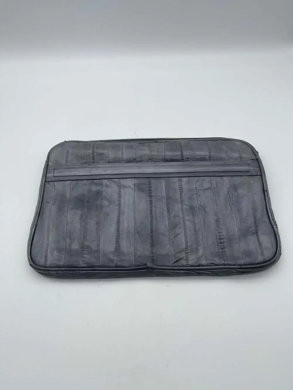 Vintage Lee Sands Genuine Eel Skin Leather Zippered Sleeve Case Portfolio Messen